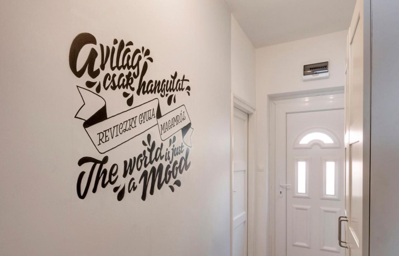 Atosland Apartment บูดาเปสต์ ภายนอก รูปภาพ