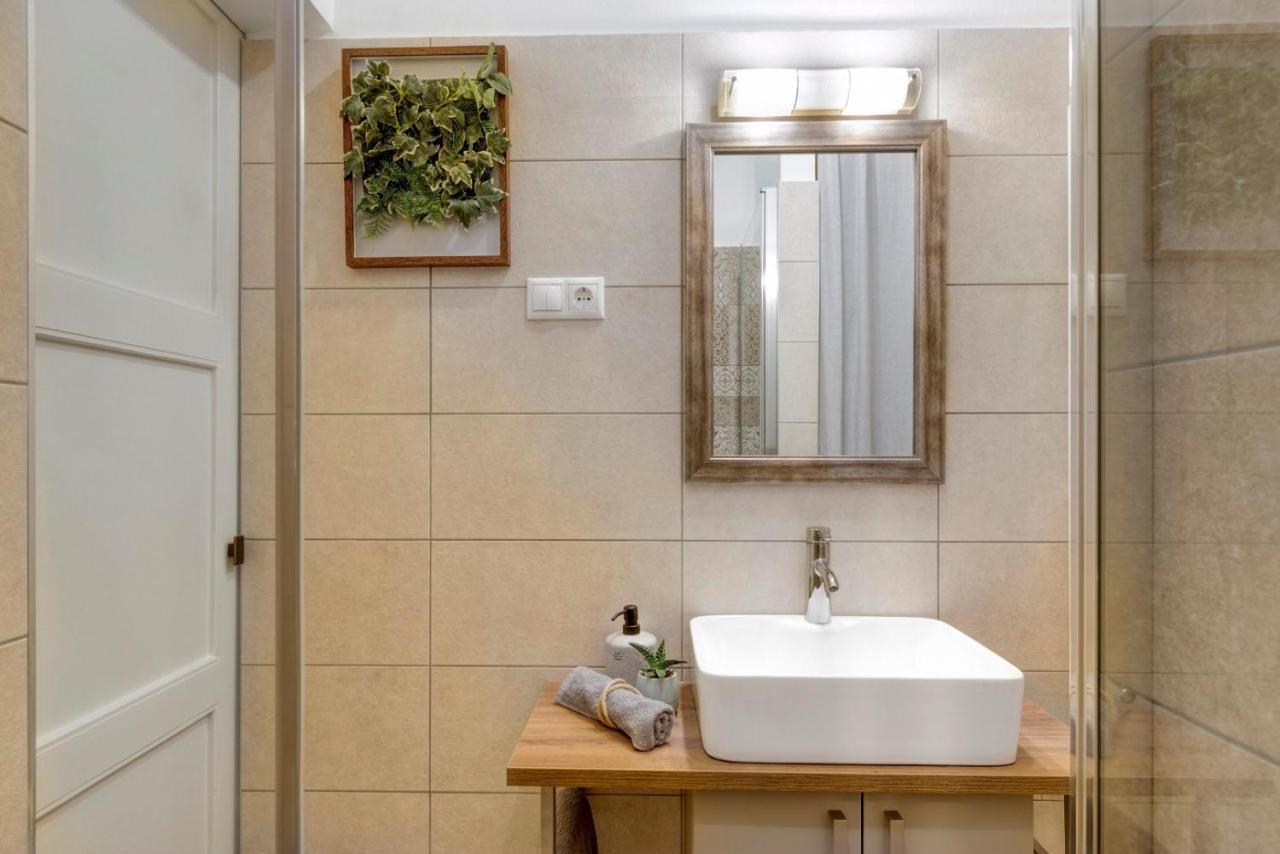 Atosland Apartment บูดาเปสต์ ภายนอก รูปภาพ